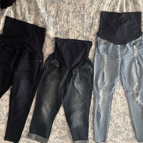 Maternity Jeans - Picture 4 of 6